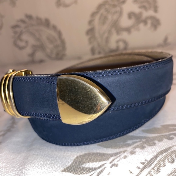 Vintage Medusa AVANTI Genuine
Leather Women's Men's Belt Size
41-45 “ - Picture 2 of 10